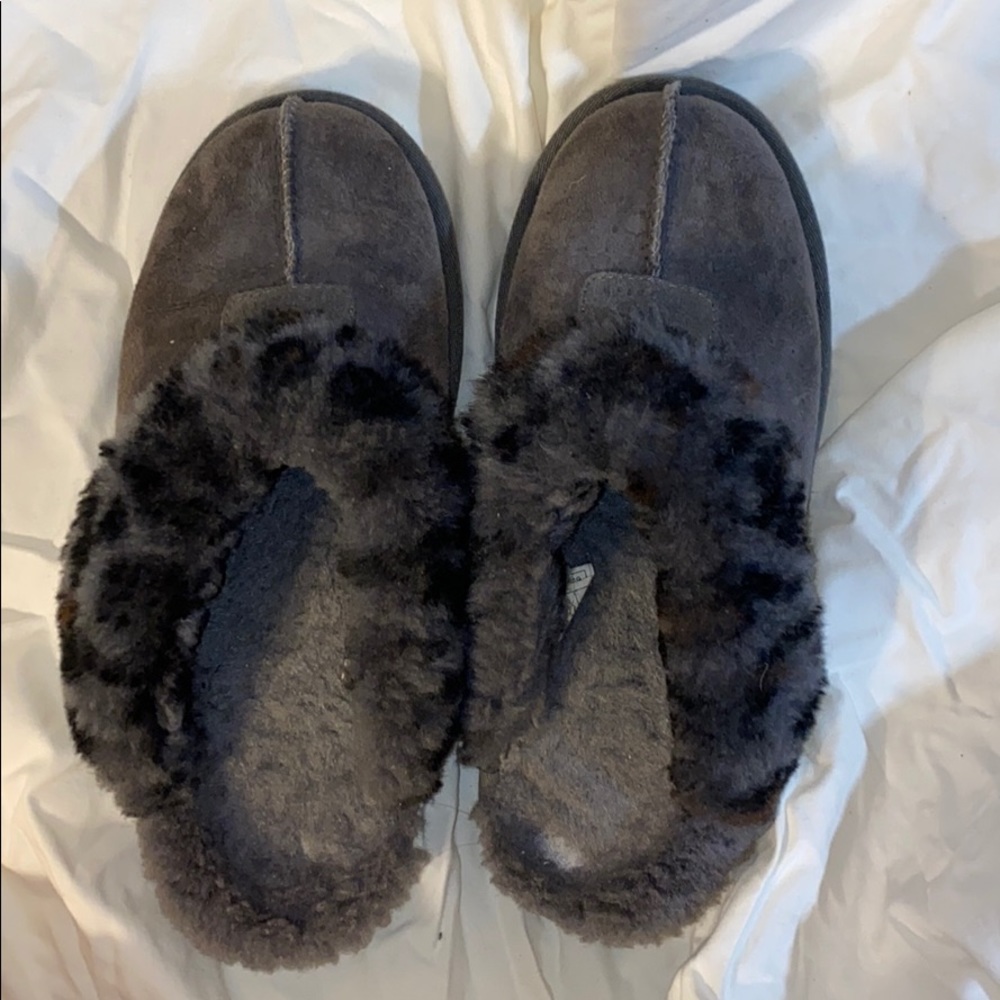 Women’s ugg slippers